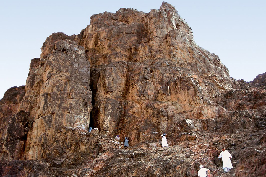 Uhud Dağı Uhud Savaşı Hac ve Umre Ziyaret Yerleri